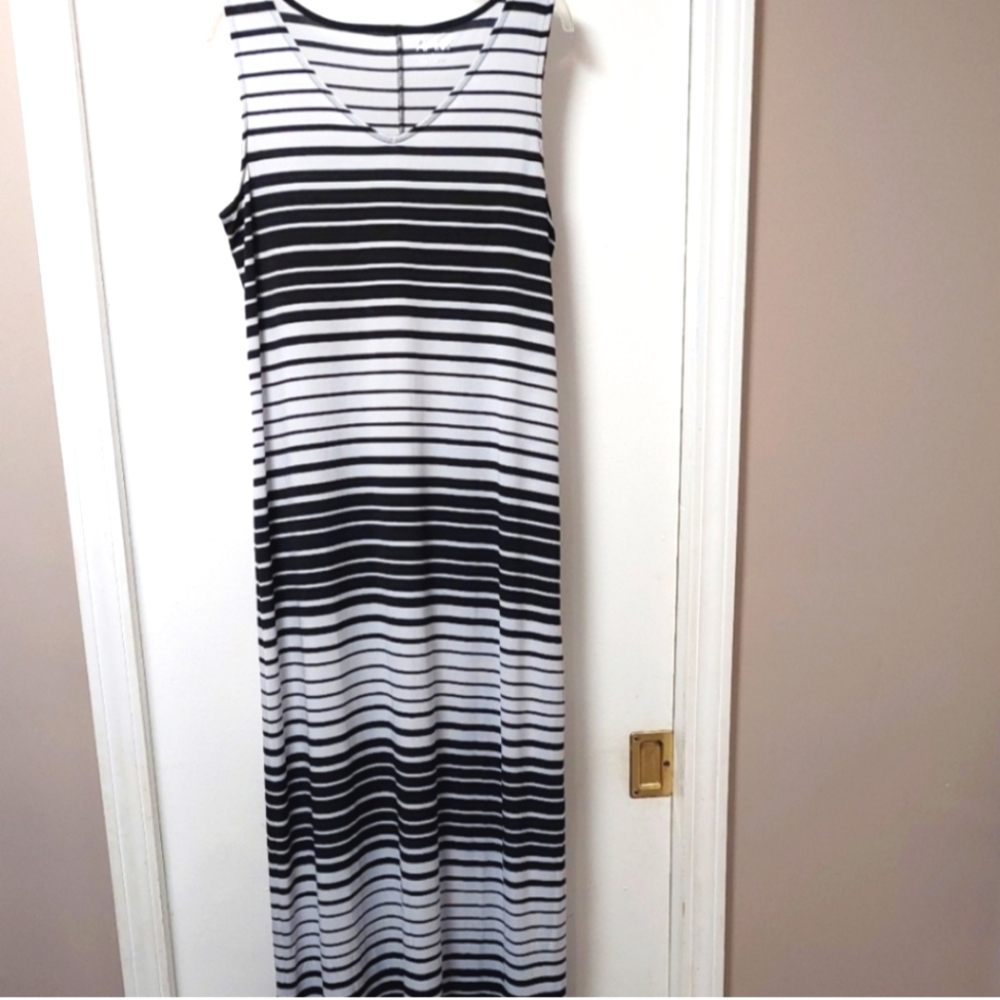 APT 9 Black & White Striped Maxi Dress